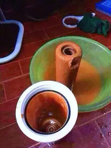看看您家用的水管，是不銹鋼水管太貴，還是家人的健康不值得投資？